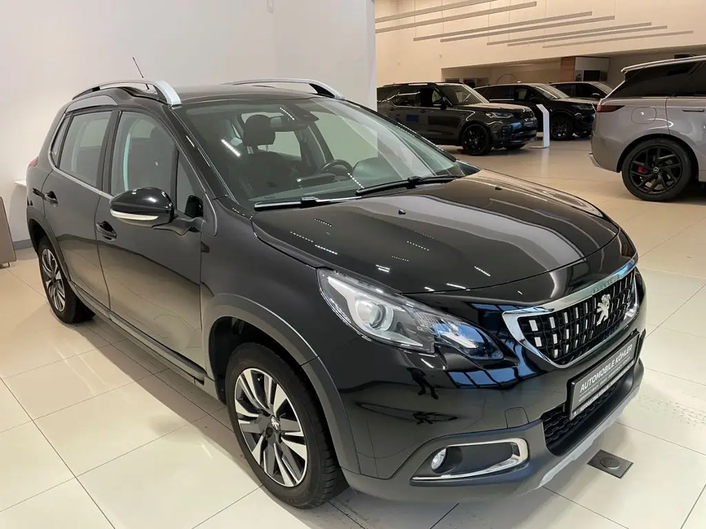 Photo 1 : Peugeot 2008 2019 Petrol