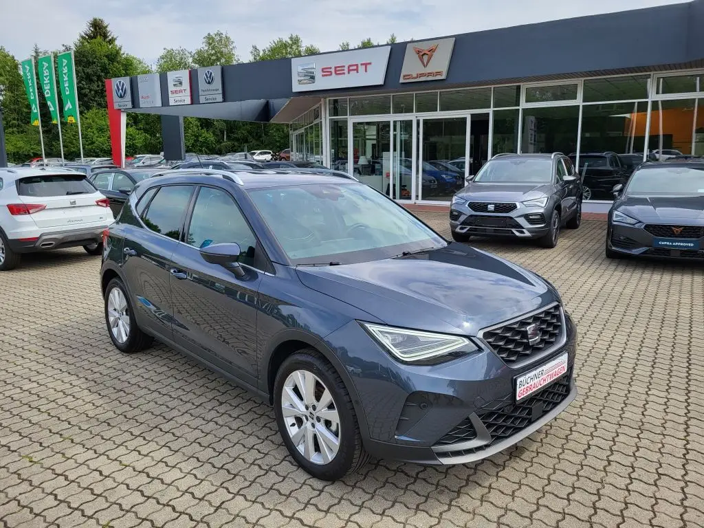 Photo 1 : Seat Arona 2023 Petrol