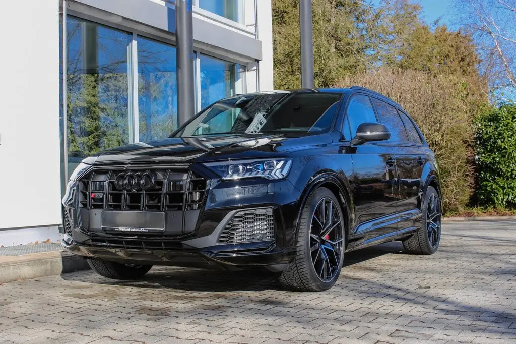 Photo 1 : Audi Sq7 2023 Petrol