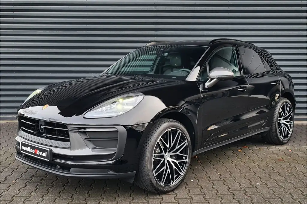 Photo 1 : Porsche Macan 2023 Petrol