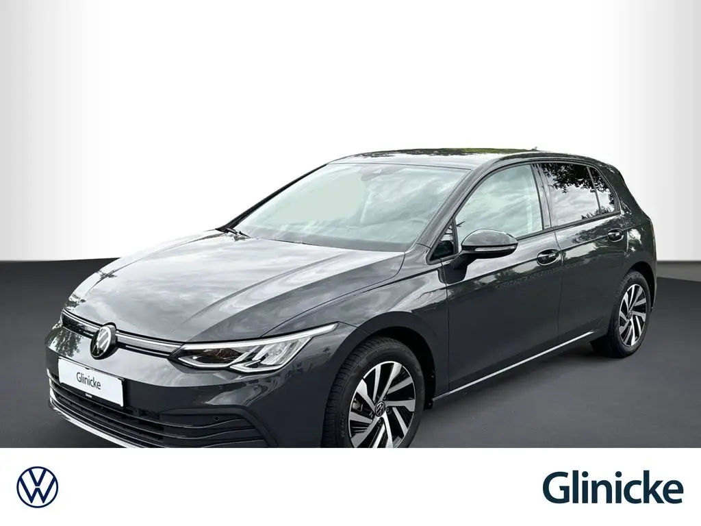 Photo 1 : Volkswagen Golf 2023 Petrol