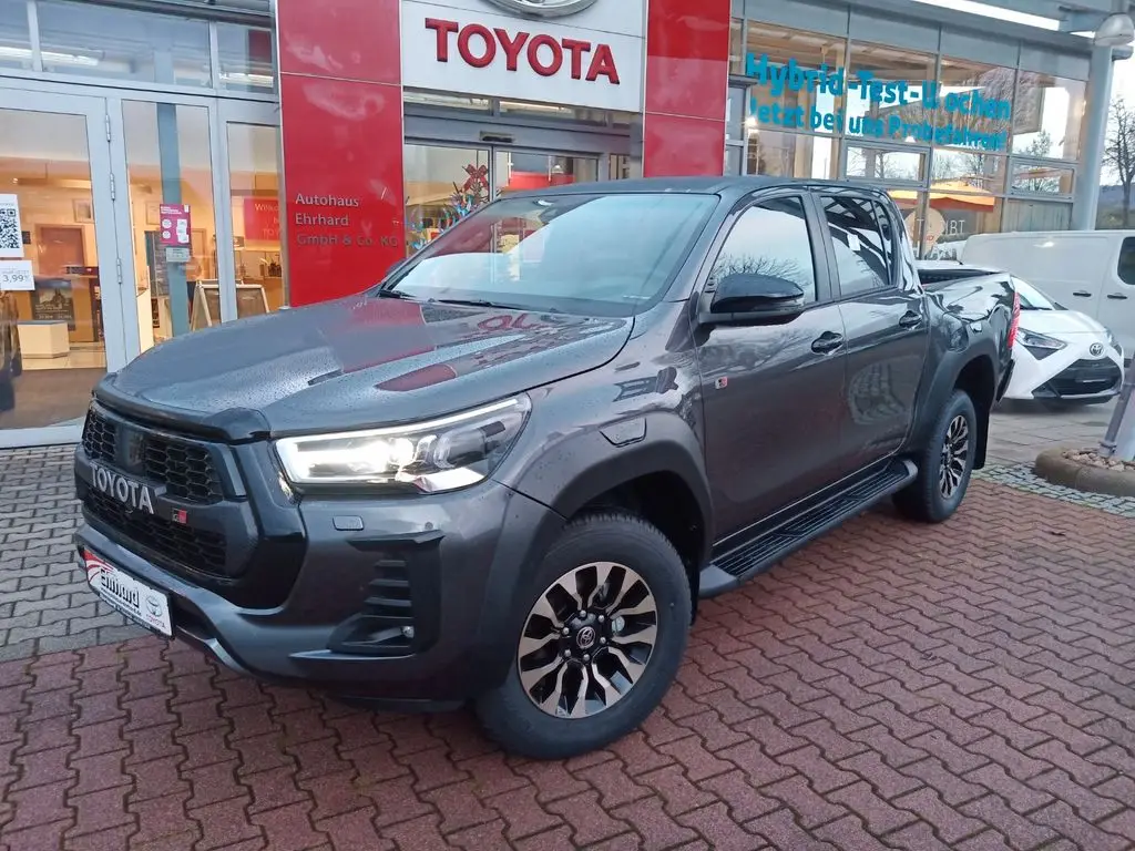 Photo 1 : Toyota Hilux 2023 Diesel