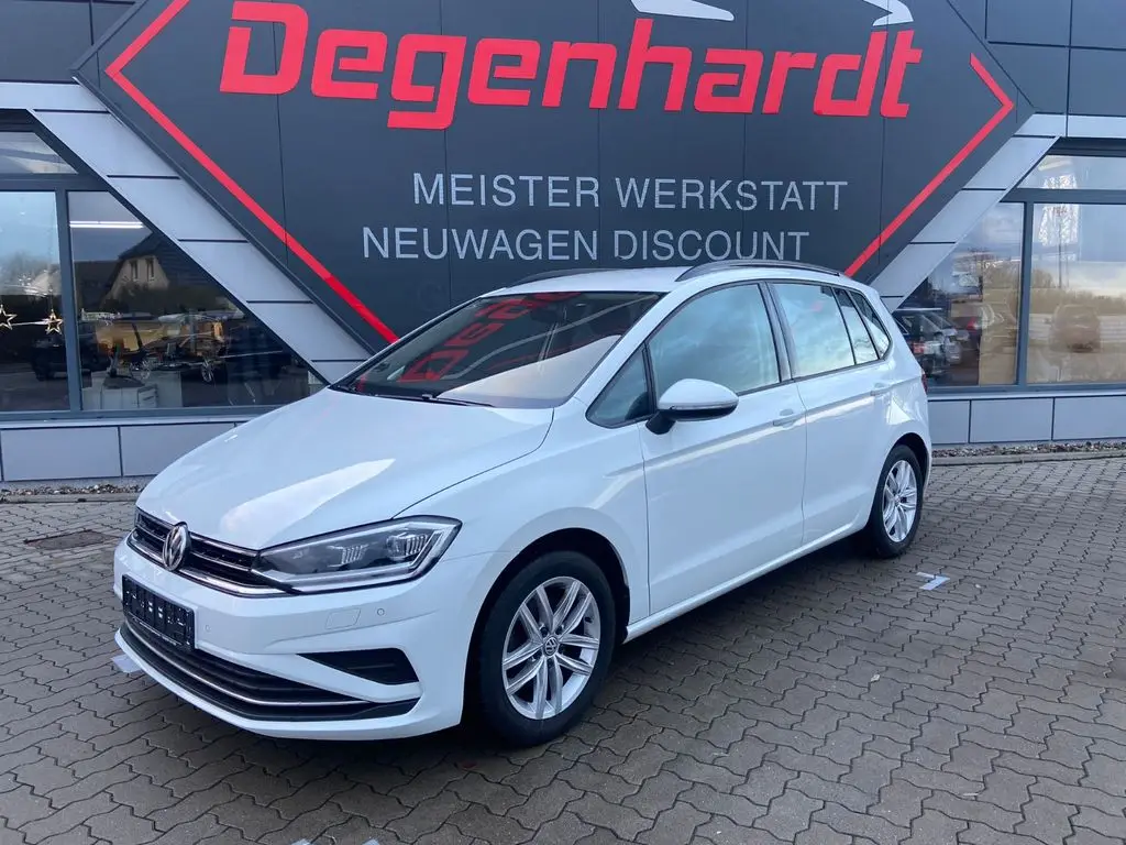 Photo 1 : Volkswagen Golf 2019 Essence