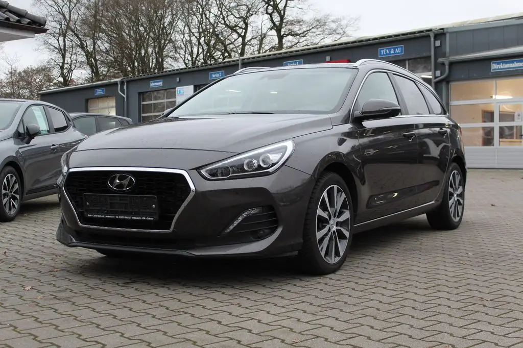 Photo 1 : Hyundai I30 2019 Diesel