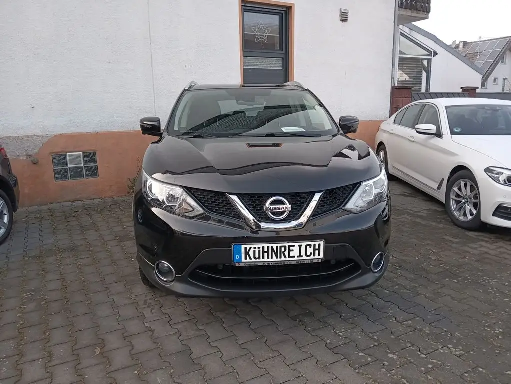 Photo 1 : Nissan Qashqai 2016 Petrol