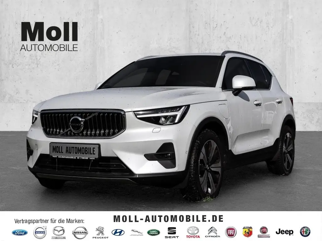 Photo 1 : Volvo Xc40 2023 Hybride