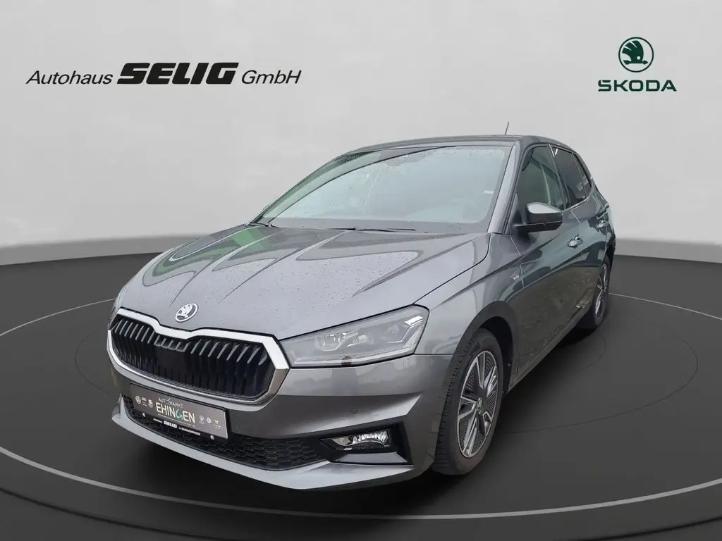 Photo 1 : Skoda Fabia 2023 Petrol