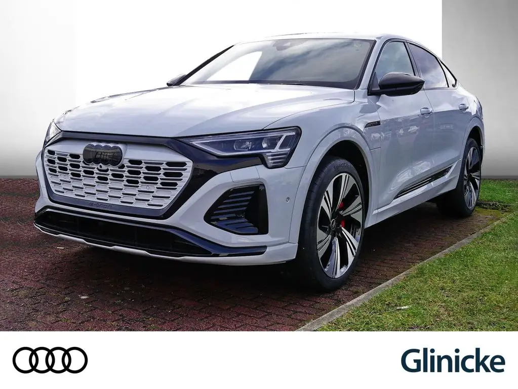 Photo 1 : Audi Q8 2024 Non renseigné