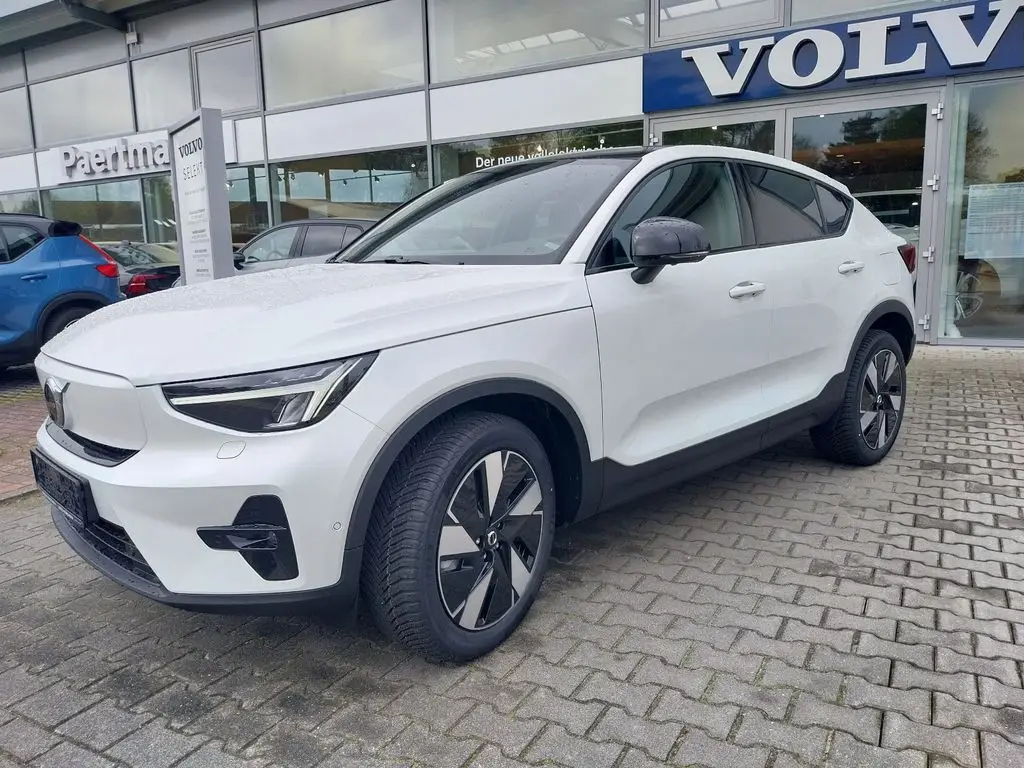 Photo 1 : Volvo C40 2024 Non renseigné