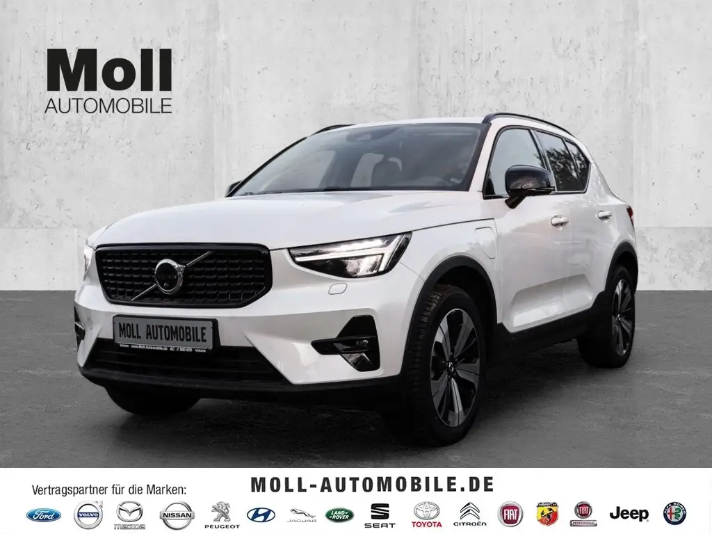 Photo 1 : Volvo Xc40 2023 Hybride