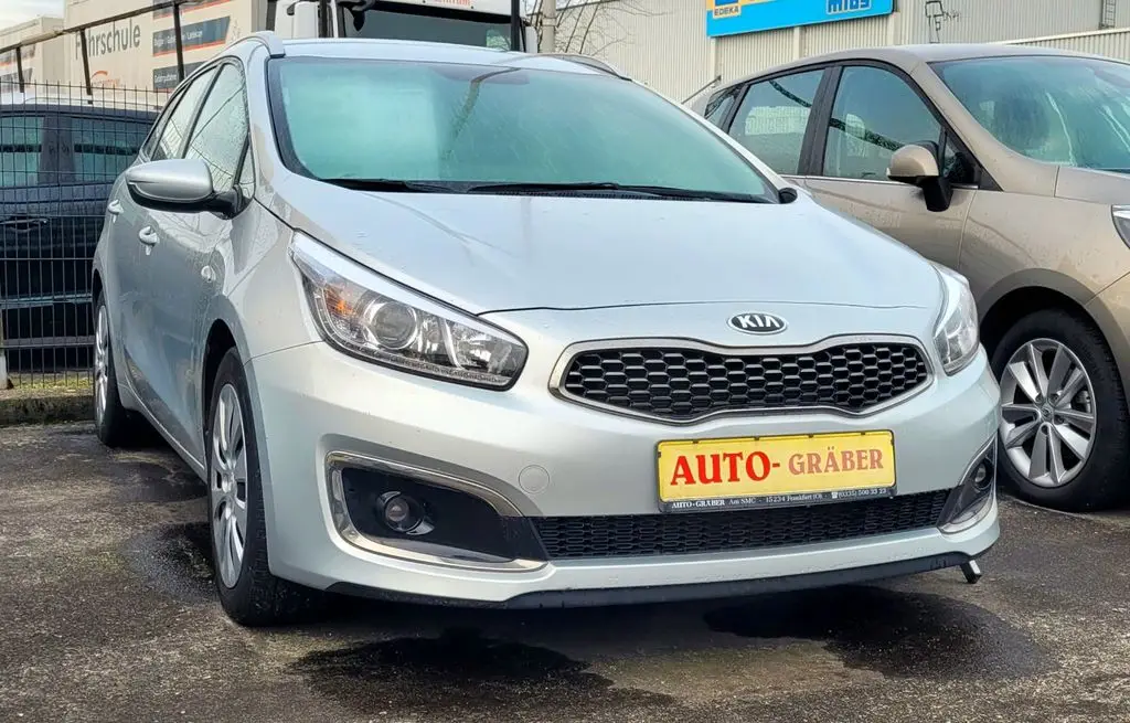 Photo 1 : Kia Ceed 2018 Petrol