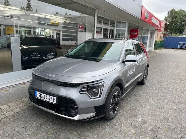 Photo 1 : Kia Niro 2023 Non renseigné