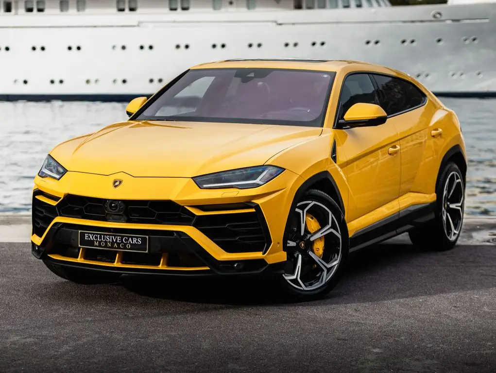 Photo 1 : Lamborghini Urus 2022 Petrol