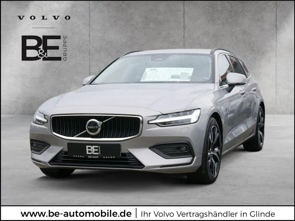 Photo 1 : Volvo V60 2023 Diesel