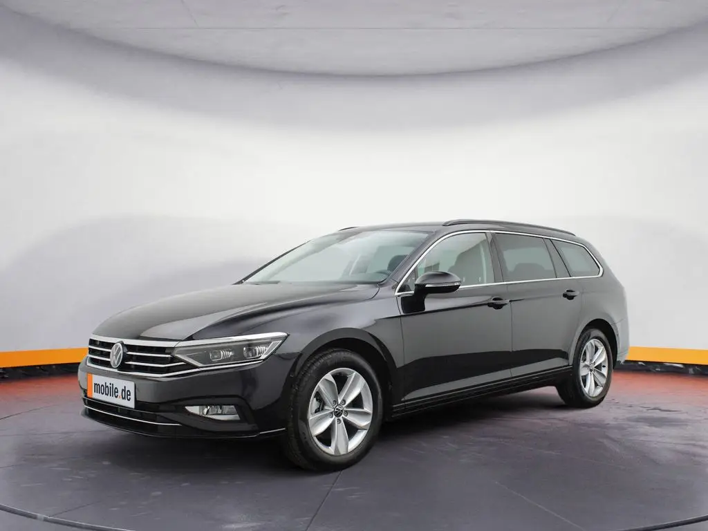 Photo 1 : Volkswagen Passat 2023 Diesel