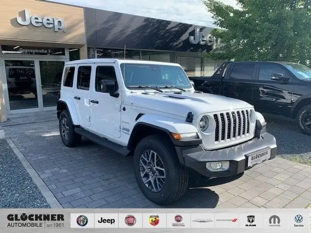 Photo 1 : Jeep Wrangler 2023 Hybrid