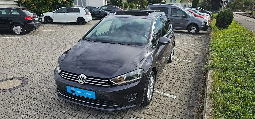 Photo 1 : Volkswagen Golf 2016 Petrol