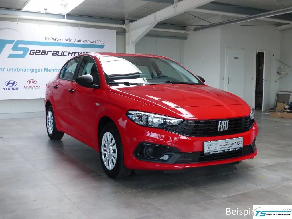 Photo 1 : Fiat Tipo 2021 Essence