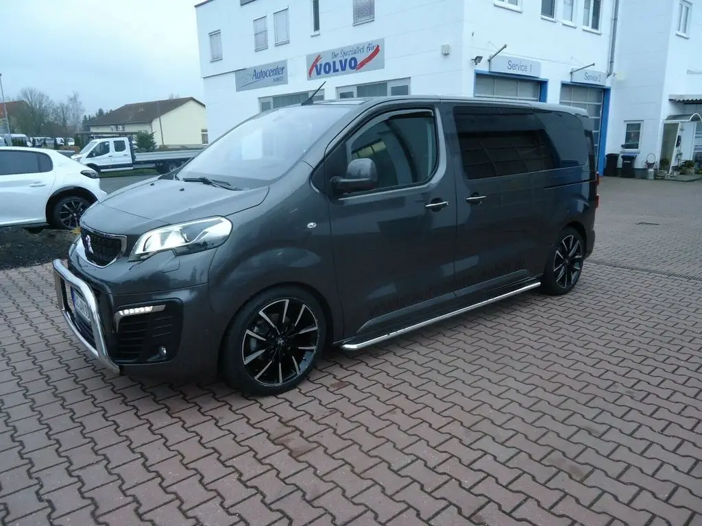 Photo 1 : Peugeot Traveller 2020 Diesel