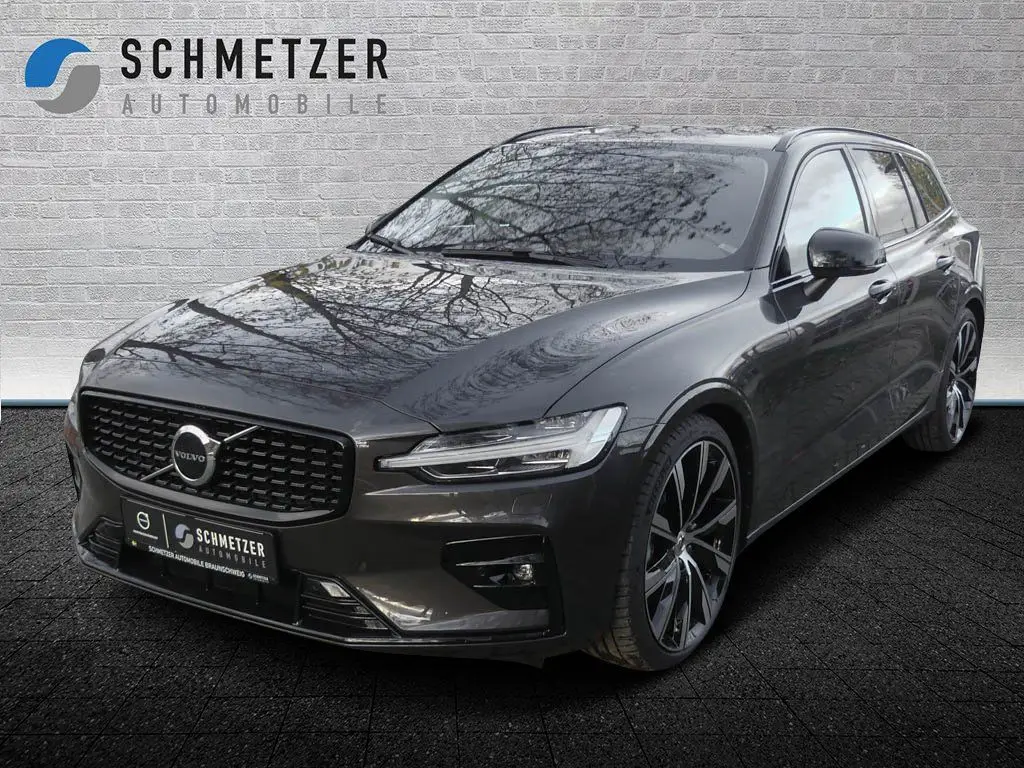 Photo 1 : Volvo V60 2023 Diesel