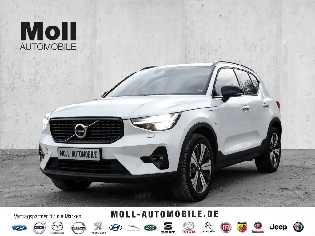 Photo 1 : Volvo Xc40 2023 Hybride