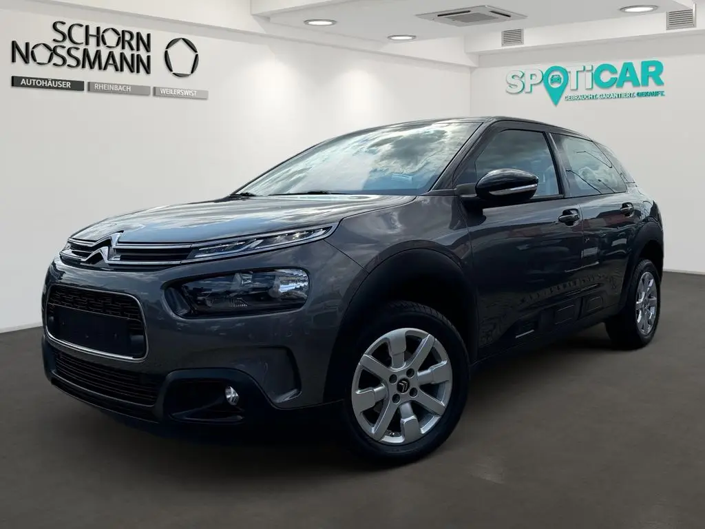 Photo 1 : Citroen C4 2018 Petrol