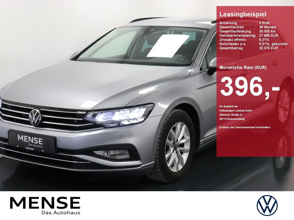 Photo 1 : Volkswagen Passat 2023 Petrol