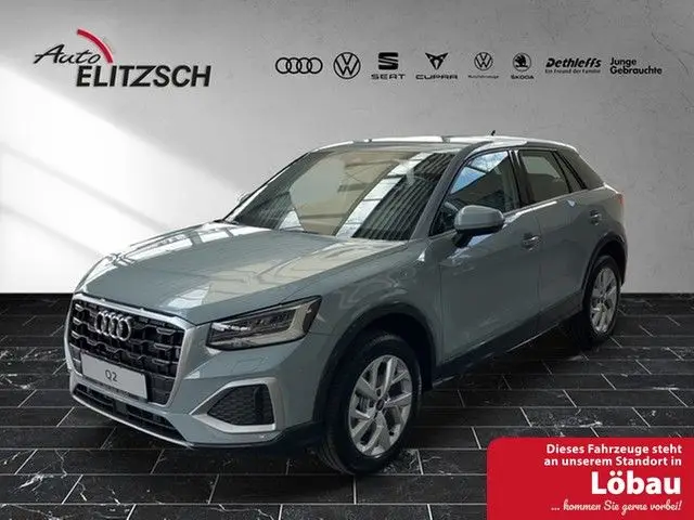 Photo 1 : Audi Q2 2024 Petrol