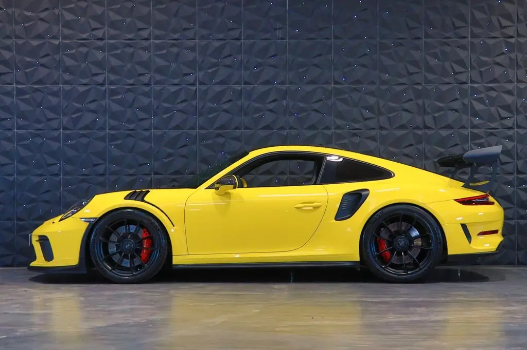 Photo 1 : Porsche 991 2019 Essence