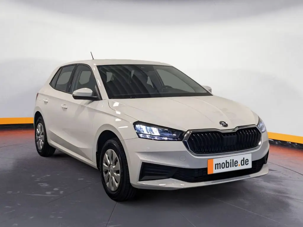 Photo 1 : Skoda Fabia 2023 Petrol