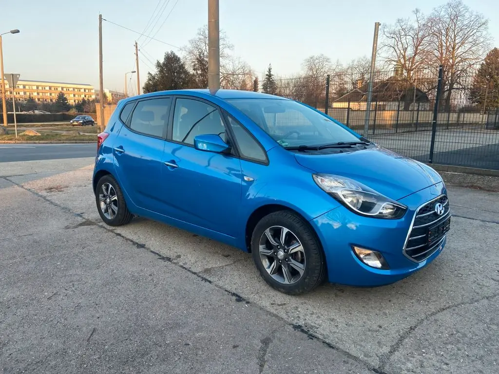 Photo 1 : Hyundai Ix20 2017 Petrol