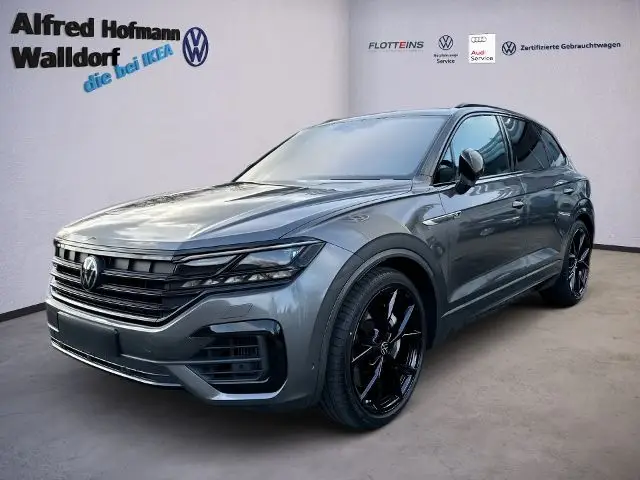 Photo 1 : Volkswagen Touareg 2023 Hybrid