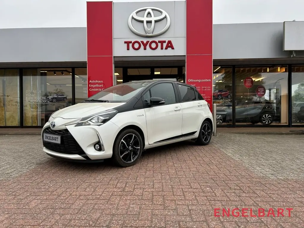 Photo 1 : Toyota Yaris 2018 Hybride
