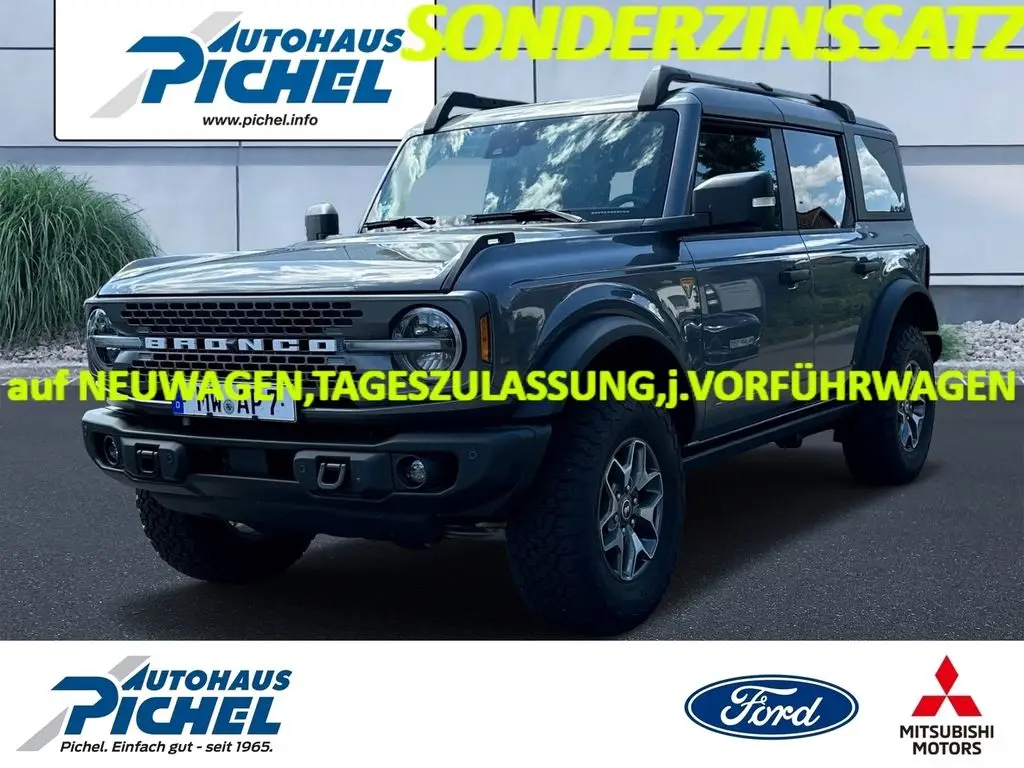 Photo 1 : Ford Bronco 2024 Petrol