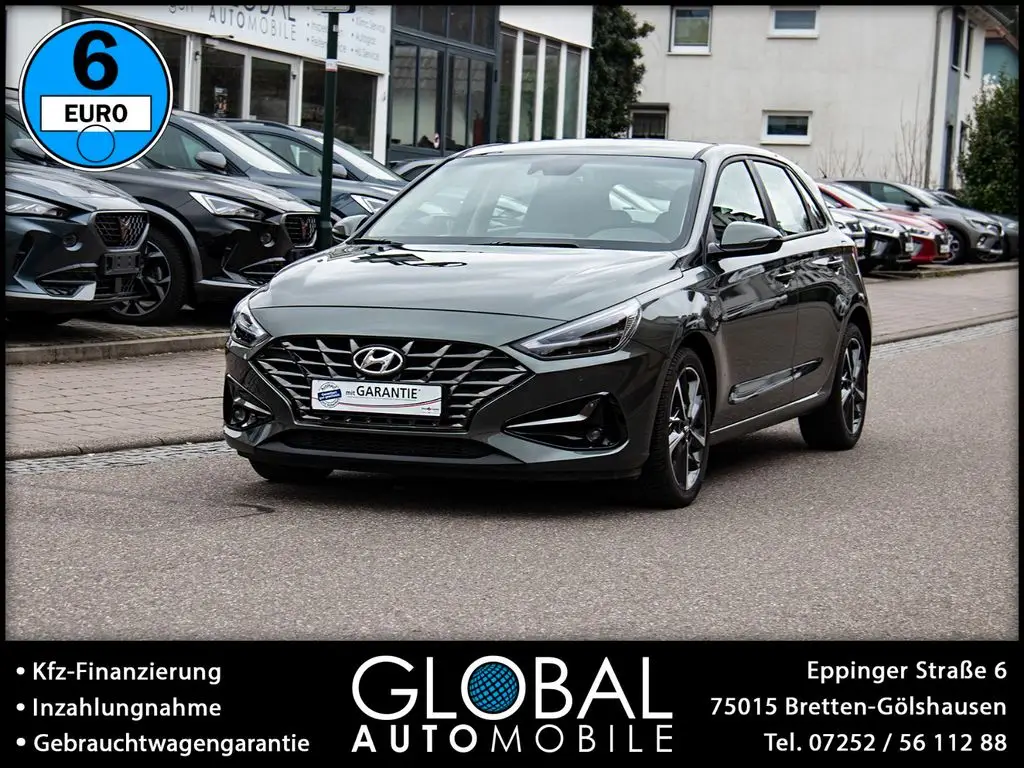 Photo 1 : Hyundai I30 2023 Petrol