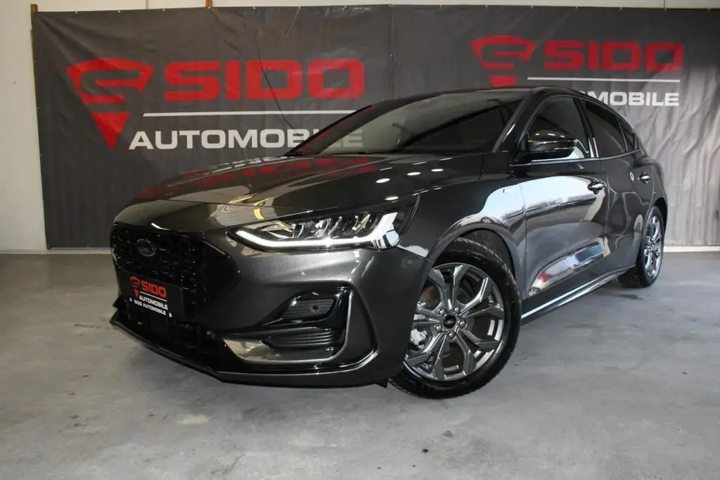 Photo 1 : Ford Focus 2023 Petrol