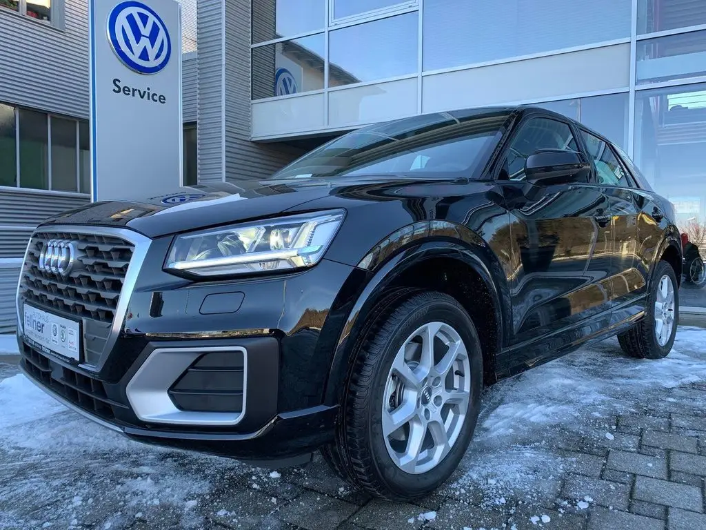 Photo 1 : Audi Q2 2018 Essence