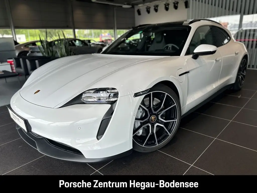 Photo 1 : Porsche Taycan 2024 Non renseigné