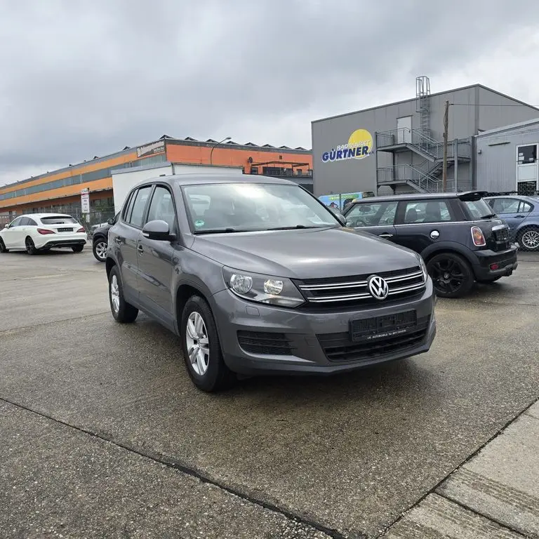 Photo 1 : Volkswagen Tiguan 2015 Petrol