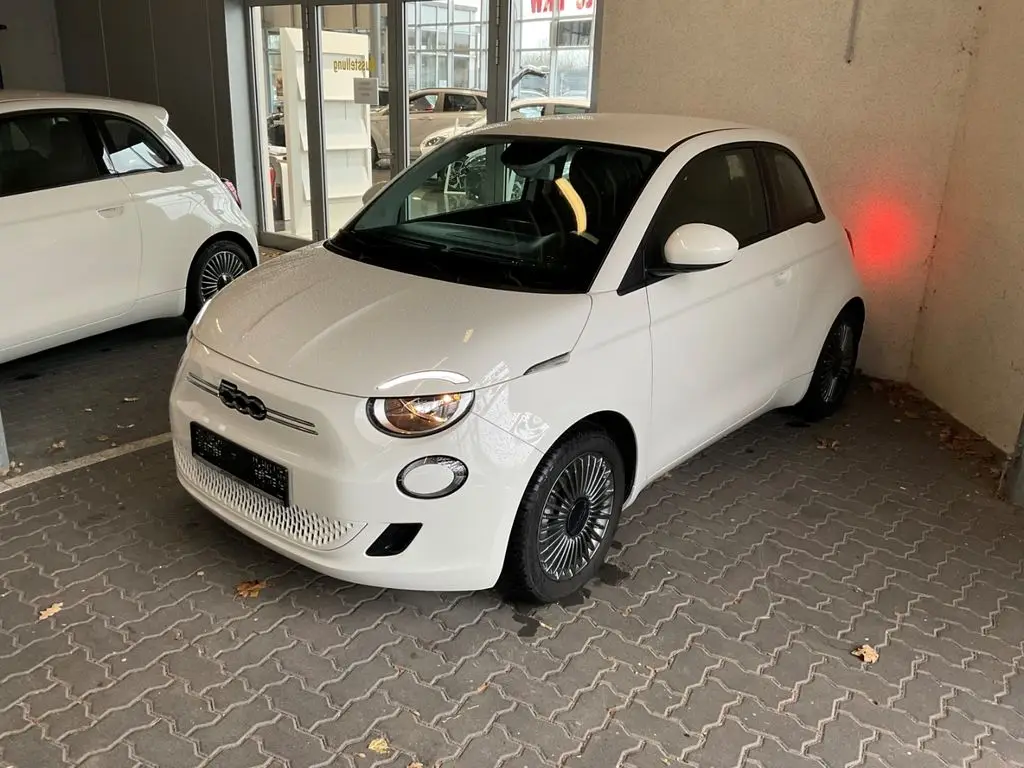 Photo 1 : Fiat 500 2022 Non renseigné