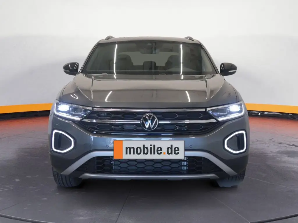 Photo 1 : Volkswagen T-roc 2023 Petrol