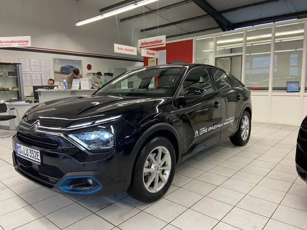 Photo 1 : Citroen C4 2023 Non renseigné