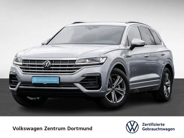 Photo 1 : Volkswagen Touareg 2023 Petrol