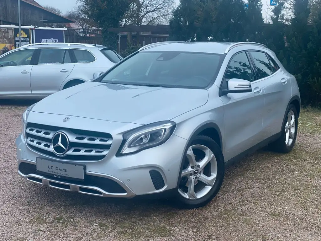 Photo 1 : Mercedes-benz Classe Gla 2019 Essence