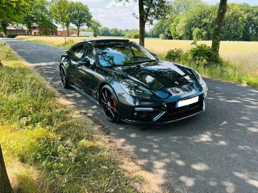 Photo 1 : Porsche Panamera 2017 Petrol