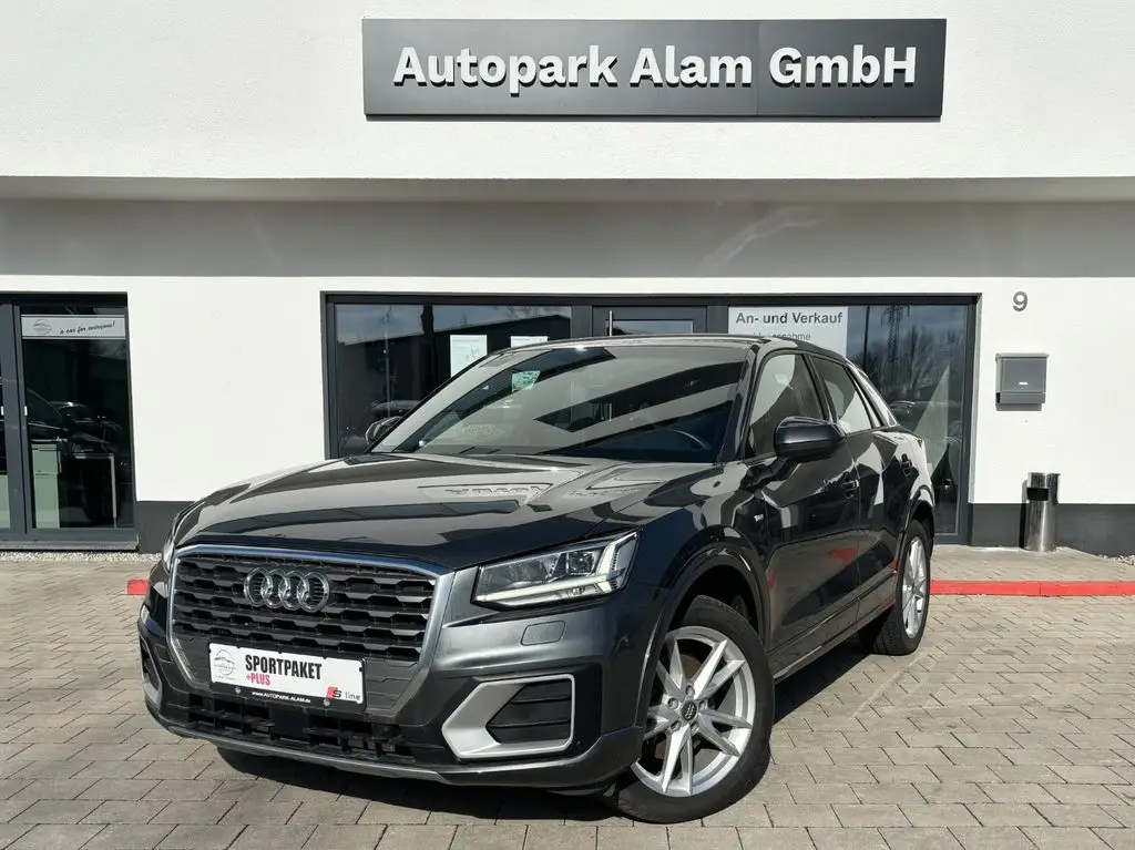 Photo 1 : Audi Q2 2019 Petrol