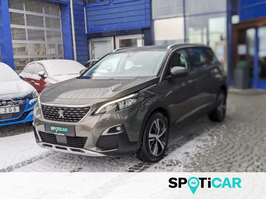 Photo 1 : Peugeot 5008 2020 Diesel