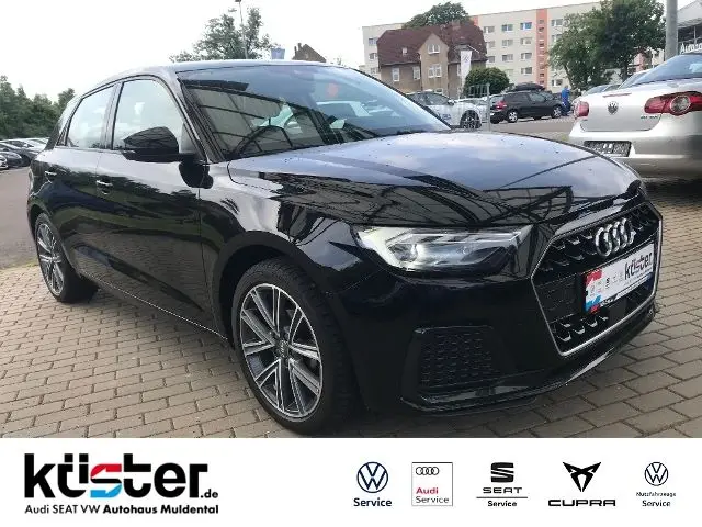 Photo 1 : Audi A1 2019 Essence