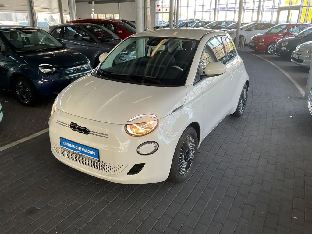 Photo 1 : Fiat 500 2022 Not specified