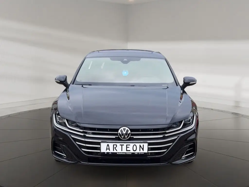 Photo 1 : Volkswagen Arteon 2023 Essence